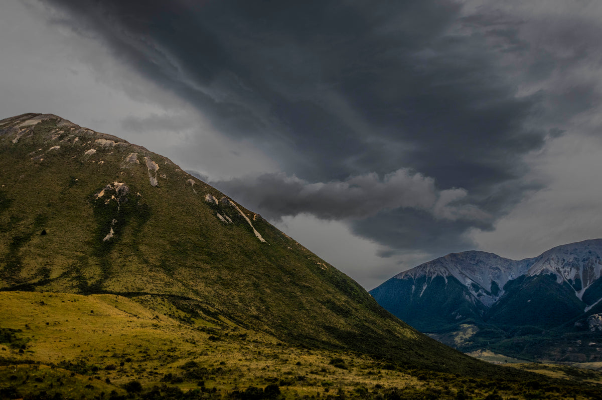 Of Clouds and Mountains